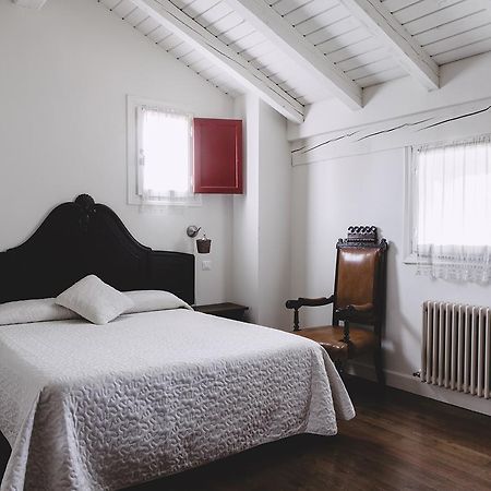 Hotel Iraragorri Галдакао Екстериор снимка