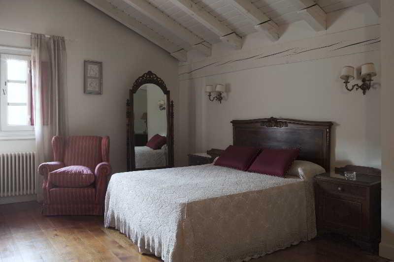 Hotel Iraragorri Галдакао Екстериор снимка