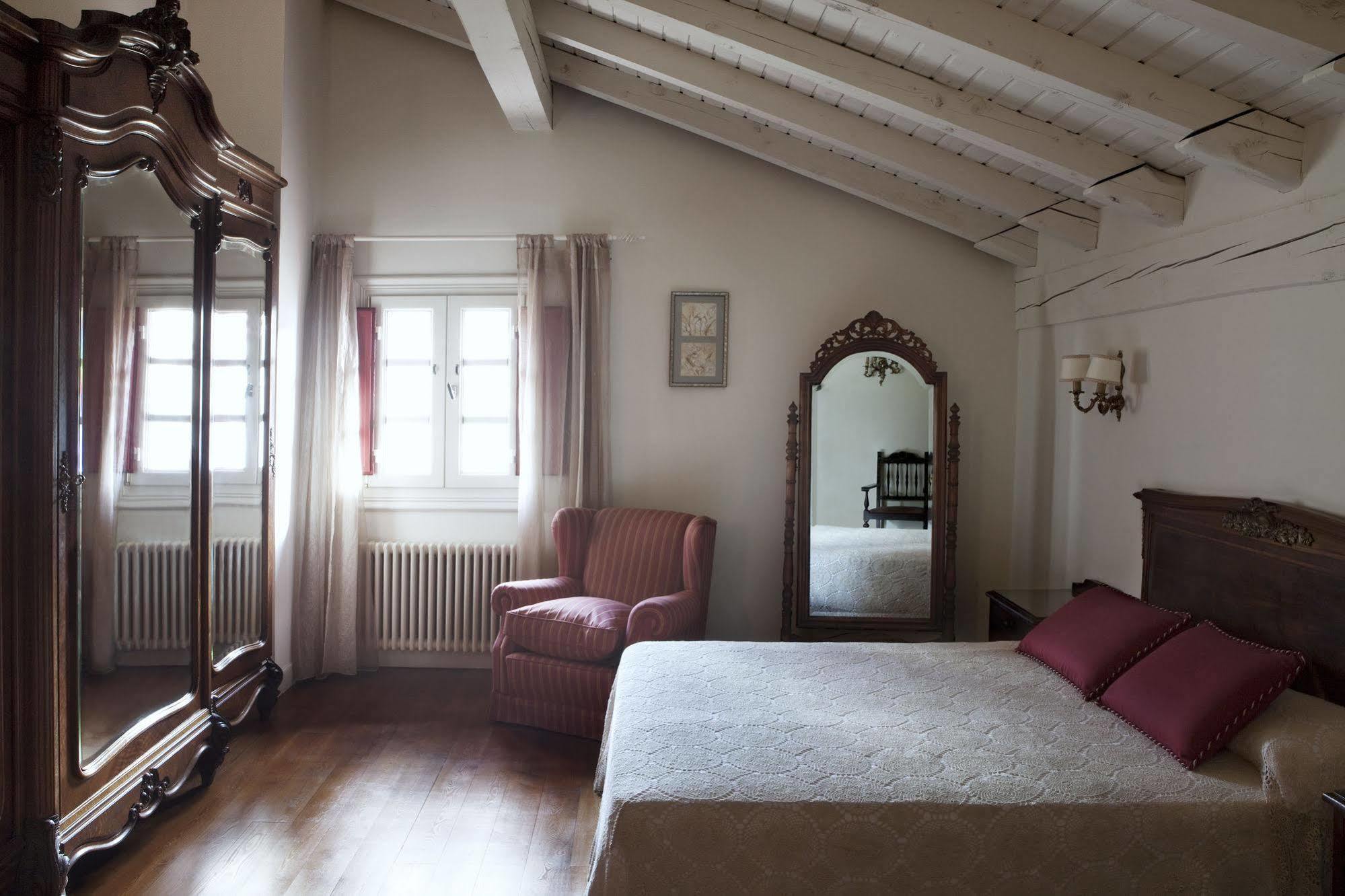 Hotel Iraragorri Галдакао Екстериор снимка