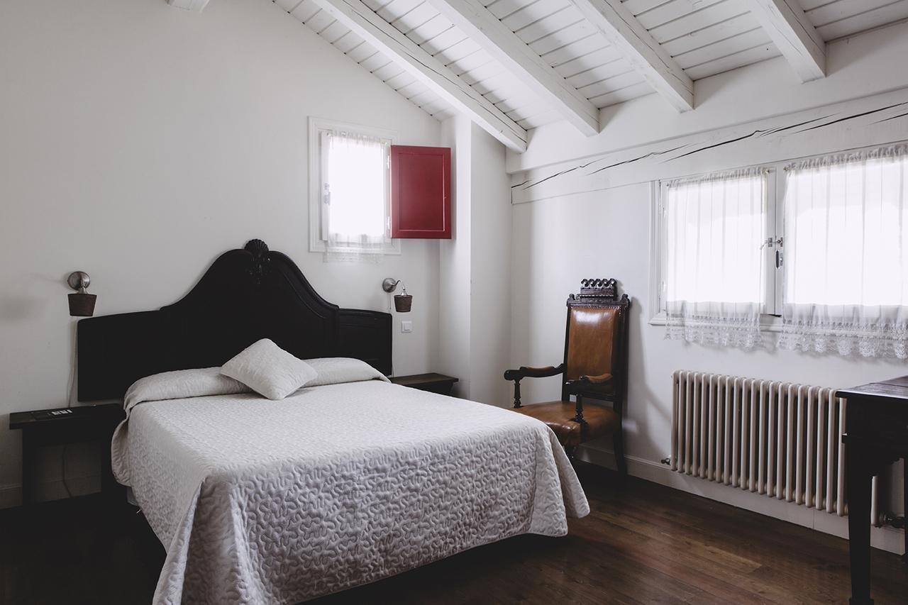 Hotel Iraragorri Галдакао Екстериор снимка